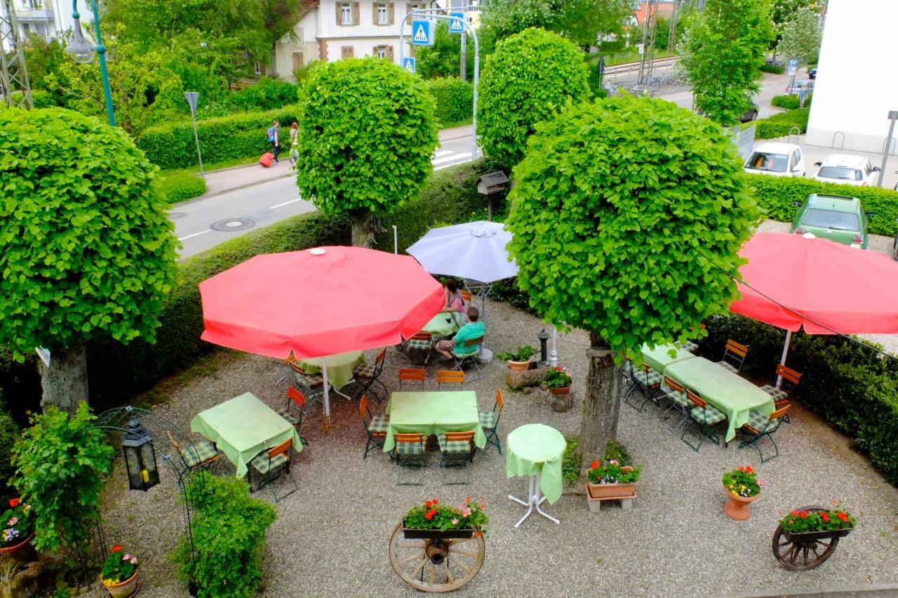 Hotel Loewen Kirchzarten Bagian luar foto